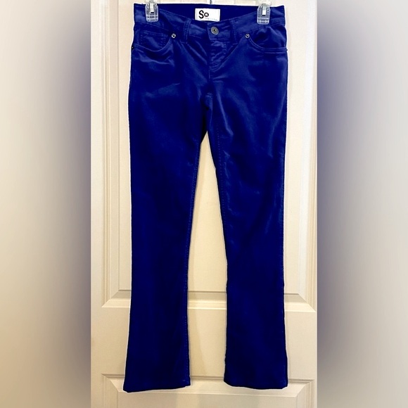 SO Pants - NWOT Juniors So Sz-1 Corduroy Pants- Eye Catching Bright Royal Blue, Mid-Rise,🎄